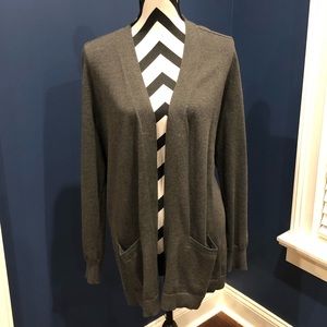 Women’s Cardigan With Pockets